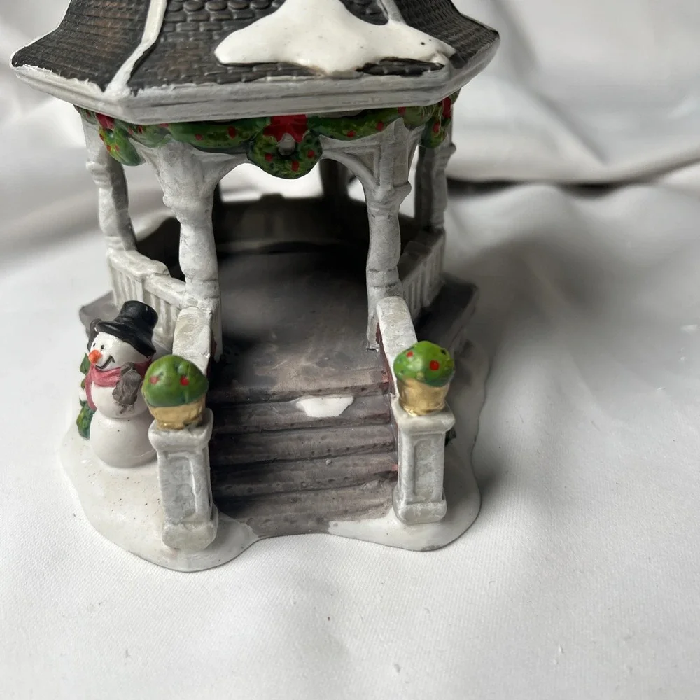 ‎Sold - Picture 2 of 8